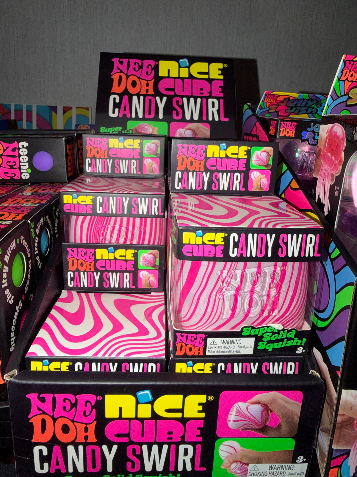 Needoh candy swirl cube